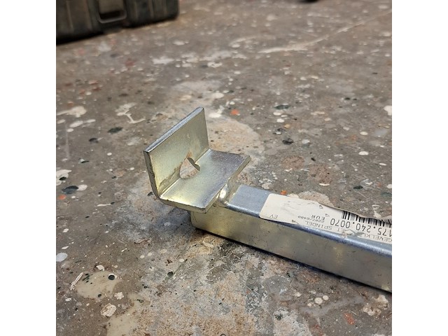 10x gevelklem met spindel 1752400070 - afbeelding 4 van  6