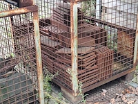 10x gitterbox met diverse dakpannen - afbeelding 3 van  11