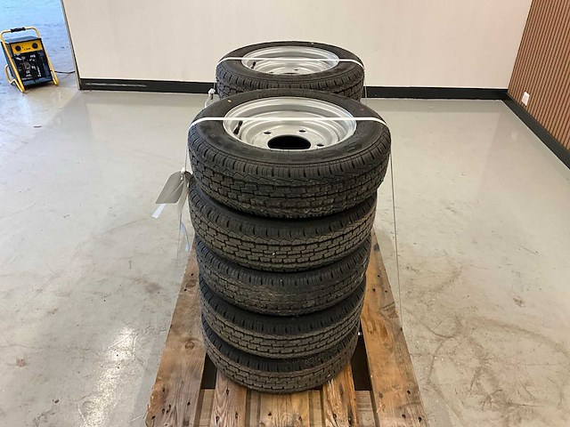 10x ongebruikt security 155/70r12c aanhanger wiel ifor williams - afbeelding 3 van  10
