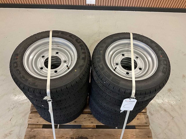 10x ongebruikt security 155/70r12c aanhanger wiel ifor williams - afbeelding 7 van  10