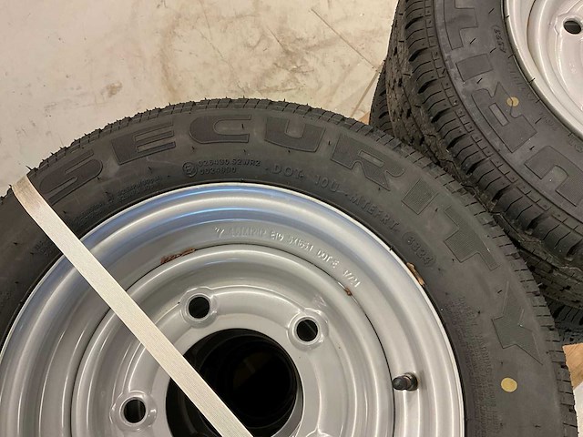 10x ongebruikt security 155/70r12c aanhanger wiel ifor williams - afbeelding 8 van  10