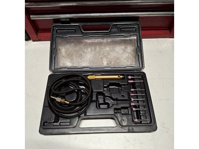 10x pneumatisch handgereedschap inclusief gereedschapskist o.a. parkside en metabo - afbeelding 17 van  22