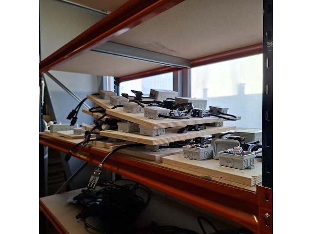 10x schakelbord met 27x schakelactor draadloos eaton, cdau 01/04 - afbeelding 1 van  6