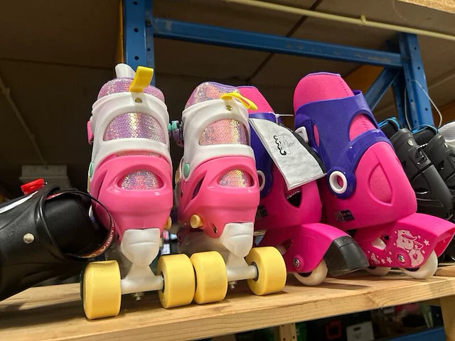 10x skeelers, rolschaatsen en skateboard w.o. uepai - afbeelding 2 van  7