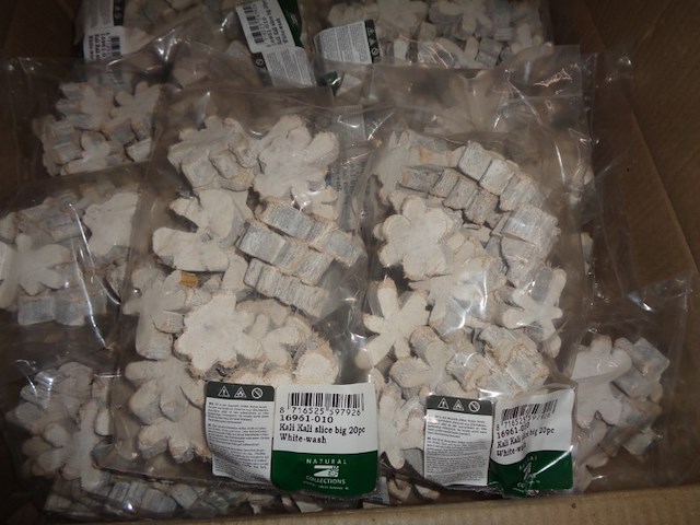 10x zak met decoratie white wash in zak kali kali slice big 20pcs per zak - afbeelding 2 van  3