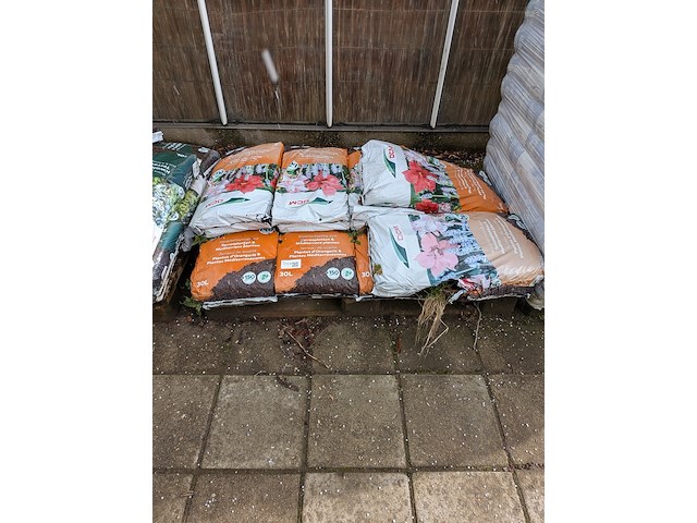 10x zak potgrond a 30 liter dcm - afbeelding 1 van  8
