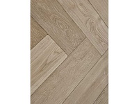 11 m2 parket eiken visgraat - 625 x 125 x 14 mm - afbeelding 1 van  3