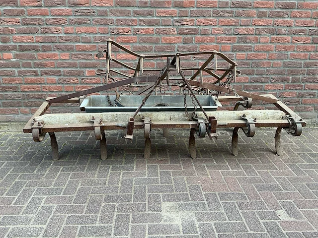 11-tands cultivator – 2.200 mm – 3-punts - afbeelding 1 van  6