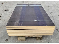 11 x berken betonplex 24mm antislip ( 10.2 m2 ) - afbeelding 2 van  5
