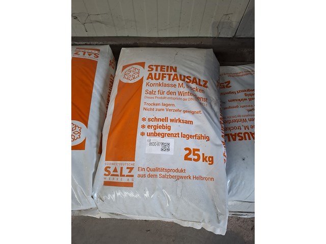 11 zak a 25kg strooizout - afbeelding 2 van  2