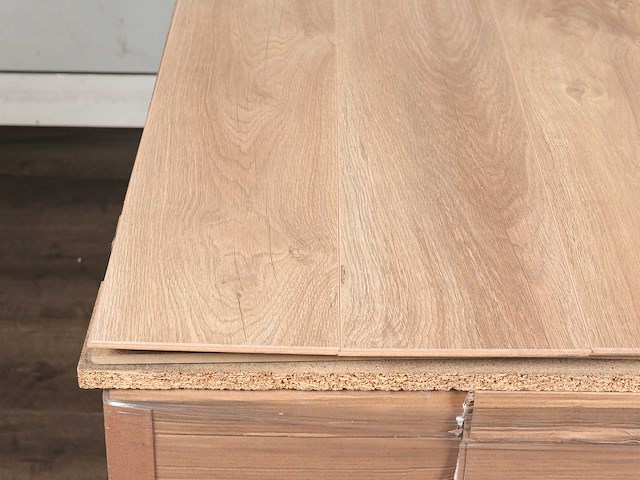 110 m2 laminaat plank - 1383 x 159 x 8 mm - afbeelding 2 van  4