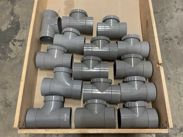 110mm partij pvc hulpstukken, 15 stuks - afbeelding 1 van  1