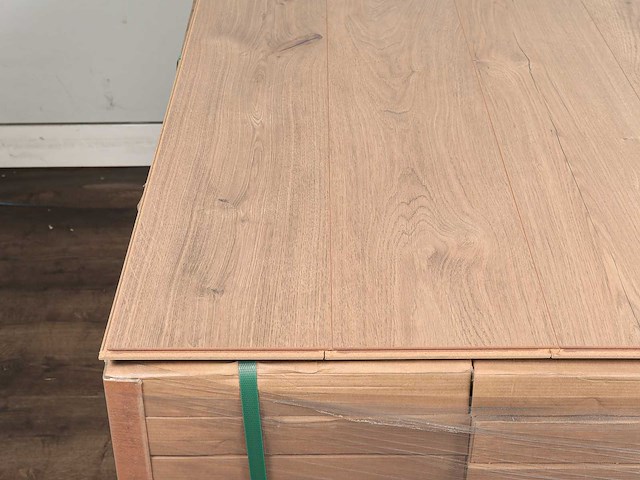 112 m2 laminaat plank - 1383 x 193 x 8 mm - afbeelding 2 van  4