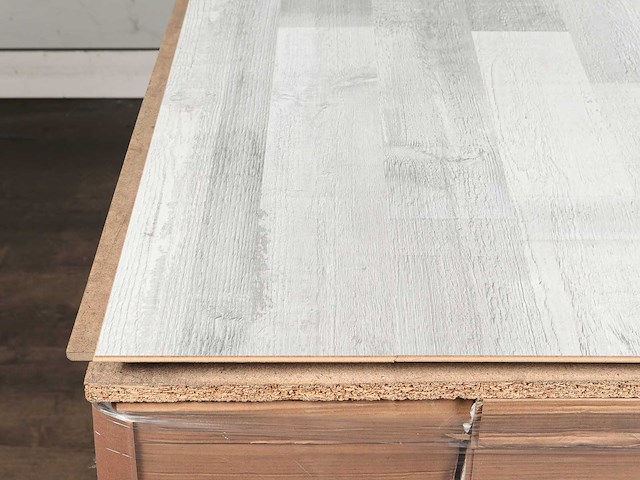 112 m2 laminaat plank - 1383 x 193 x 8 mm - afbeelding 1 van  1