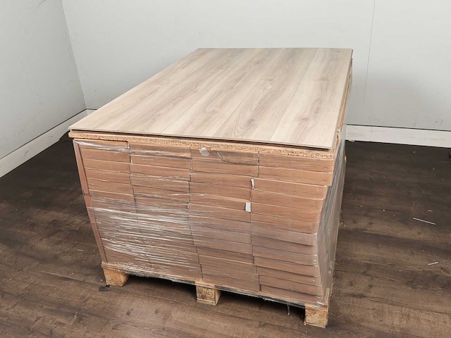 112 m2 laminaat plank watervast - 1383 x 193 x 8 mm - afbeelding 4 van  4