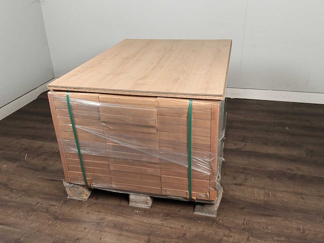 113 m2 laminaat plank - 1286 x 192 x 8 mm - afbeelding 4 van  4