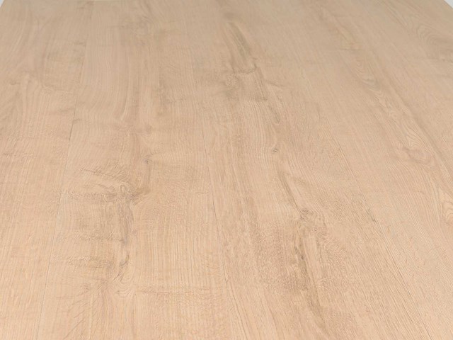 113 m2 laminaat plank watervast - 1286 x 192 x 8 mm - afbeelding 1 van  4