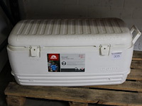 114 liters koelbox igloo.