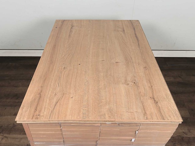 115 m2 laminaat plank watervast - 1383 x 193 x 8 mm - afbeelding 3 van  4