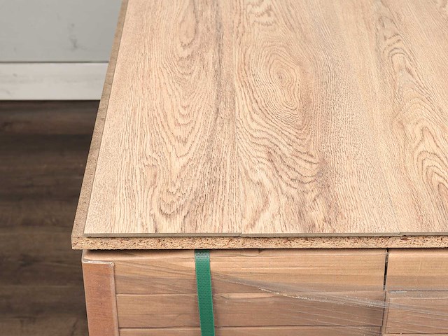 118 m2 laminaat plank - 1383 x 159 x 8 mm - afbeelding 2 van  4