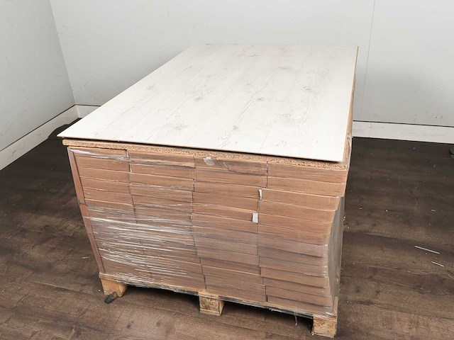 118 m2 laminaat plank - 1383 x 244 x 8 mm - afbeelding 4 van  4