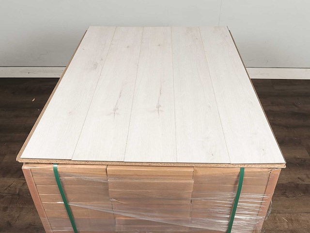 119 m2 laminaat plank - 1288 x 189 x 7 mm - afbeelding 3 van  4