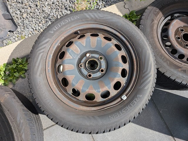 11x band met velg o.a. audi, vredestein - afbeelding 2 van  33