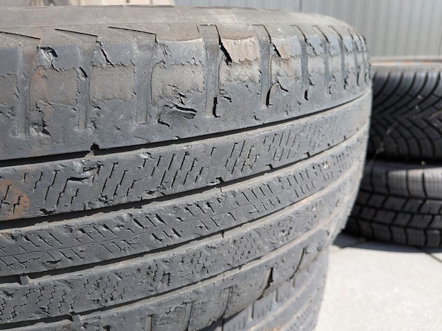11x band met velg o.a. audi, vredestein - afbeelding 28 van  33