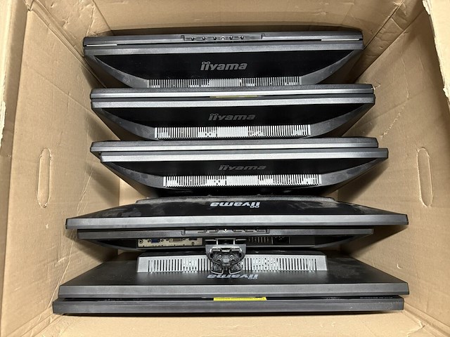 11x beeldschermen / monitoren, diverse merken en types o.a. iiyama - afbeelding 9 van  15