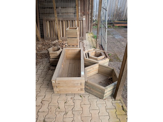 11x bloembak - afbeelding 1 van  8