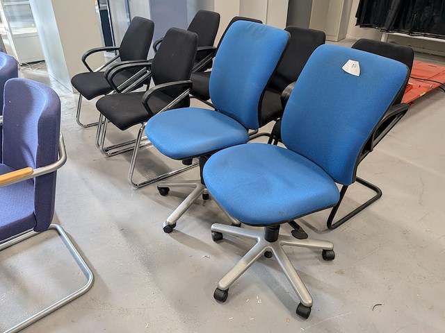 11x diverse kantoorstoel - afbeelding 13 van  16