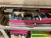 12 dozen boeken - afbeelding 9 van  9