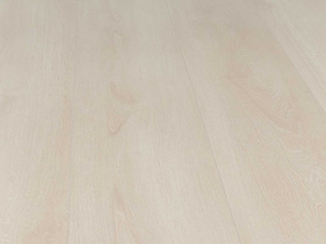 12 m2 laminaat plank - 1285 x 242 x 8 mm - afbeelding 1 van  3
