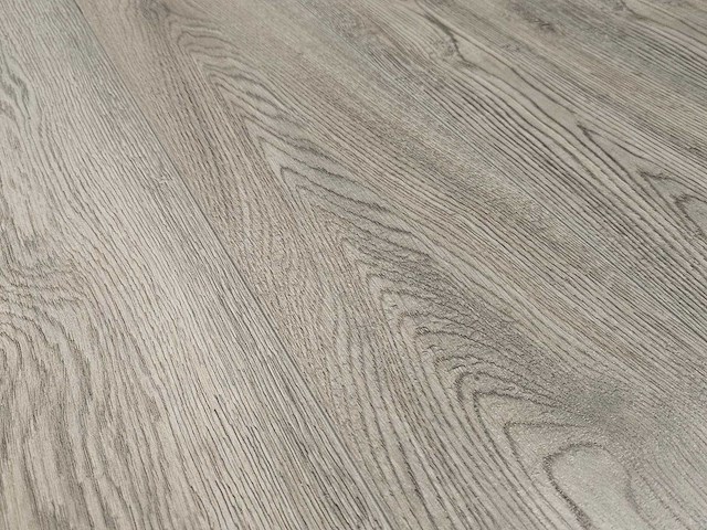 12 m2 laminaat plank - 1380 x 193 x 10 mm - afbeelding 1 van  3