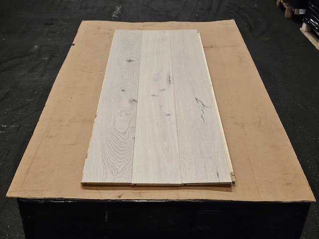 12 m2 parket eiken multiplank - 1092 x 130 x 14 mm - afbeelding 1 van  1