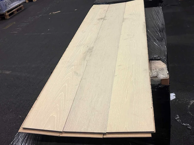 12 m2 parket eiken xl multiplank - 1820 x 190 x 13,5 mm - afbeelding 2 van  3