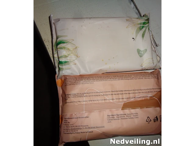 12 pakjes met babydoekjes 50 stuks - afbeelding 2 van  3