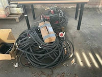 1/2 pallet krachtstroom kabel (2x)