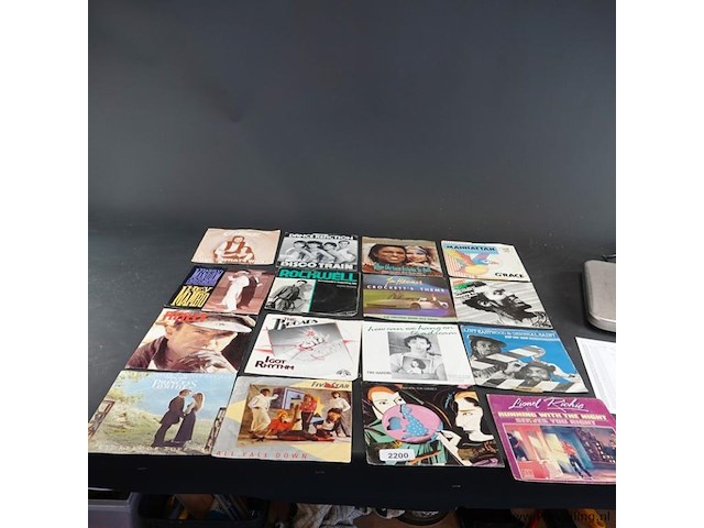 12 singles - afbeelding 1 van  5