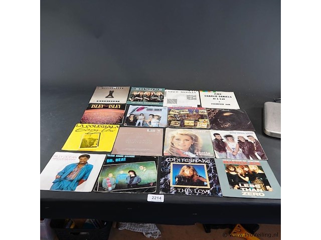 12 singles - afbeelding 1 van  5