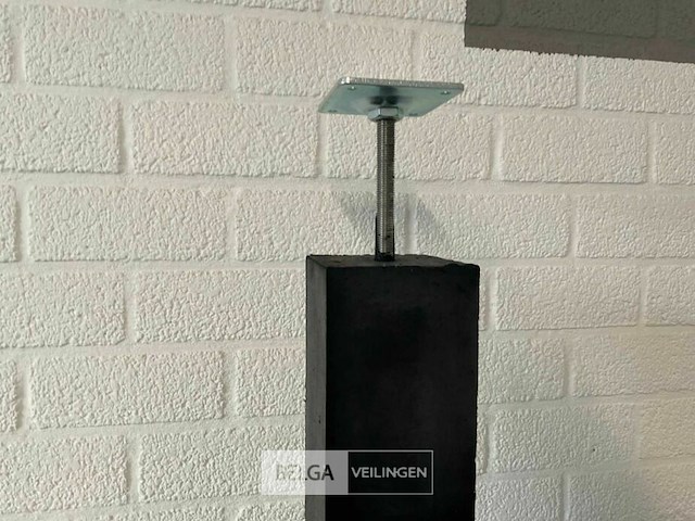 12 stuks betonpoer met montageplaat - afbeelding 4 van  4