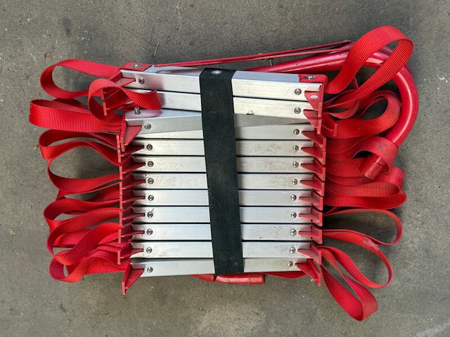 12-treeds noodladder - afbeelding 4 van  4