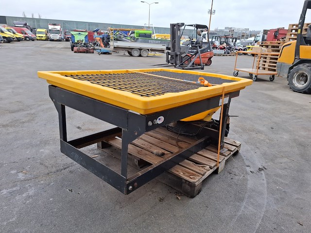 12-volt gedragen zoutstrooier, snowex, sp-3000, 2013 - afbeelding 10 van  13