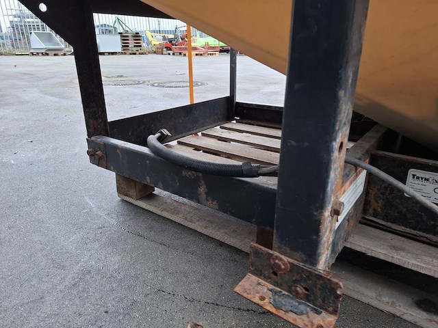 12-volt gedragen zoutstrooier, snowex, sp-3000, snowex, sp-3000 - afbeelding 3 van  13