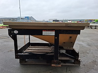 12-volt gedragen zoutstrooier, snowex, sp-3000, snowex, sp-3000 - afbeelding 9 van  13