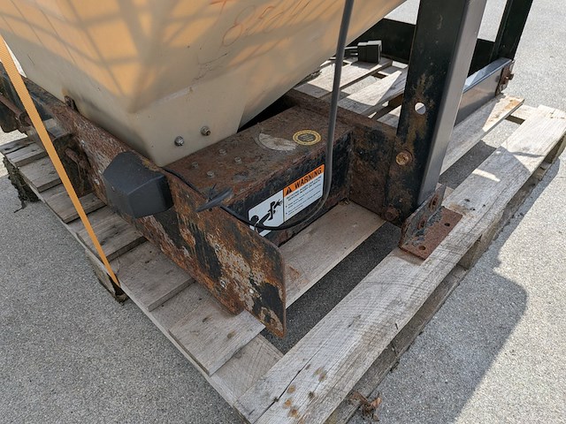 12-volt gedragen zoutstrooier, snowex, sp-3000 - afbeelding 2 van  11