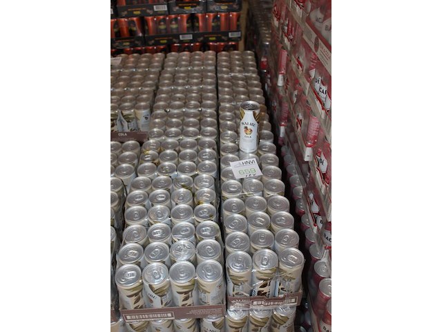 12 x 12 blikken malibu cola 0,25cl. tht 5-2026. bod inclusief statiegeldwaarde van 21,20 euro. - afbeelding 1 van  2
