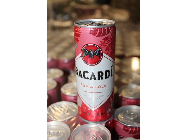 12 x 24 blikken bacardi cola 0,25cl. tht 1-2027. bod inclusief statiegeldwaarde van 43,20 euro. - afbeelding 3 van  3