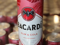 12 x 24 blikken bacardi cola 0,25cl. tht 1-2027. bod inclusief statiegeldwaarde van 43,20 euro. - afbeelding 3 van  3