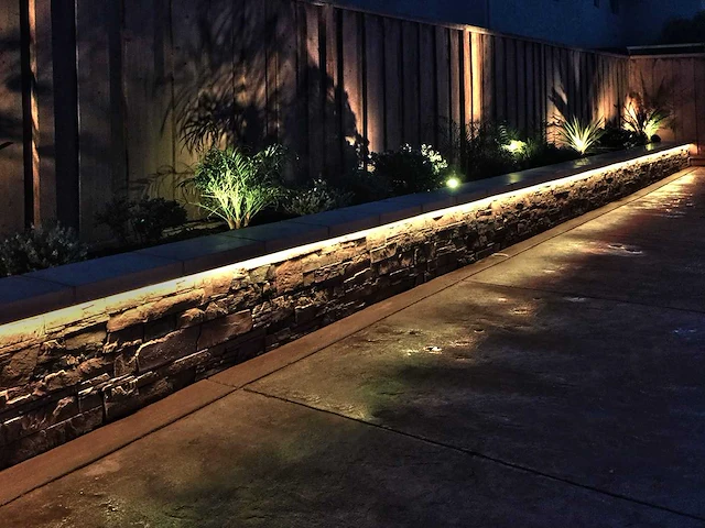 12 x trophies 300 cm spatwaterdichte wave led strips ip65 - afbeelding 6 van  14